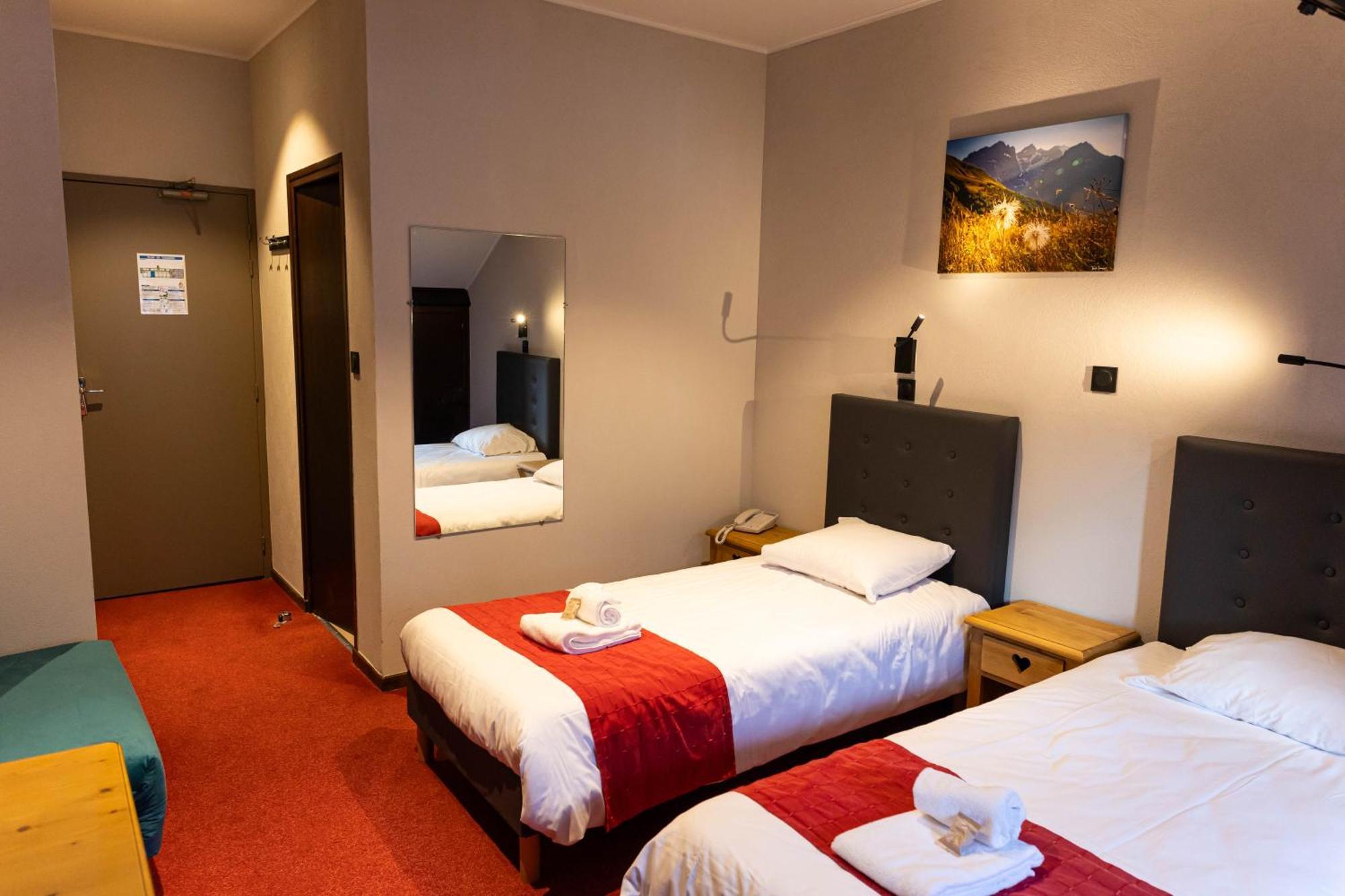 Hotel Castillan La Grave Exterior photo